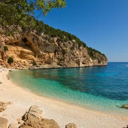 Appartamento A 50 Mt Dal Mare Cala Gonone Exterior photo